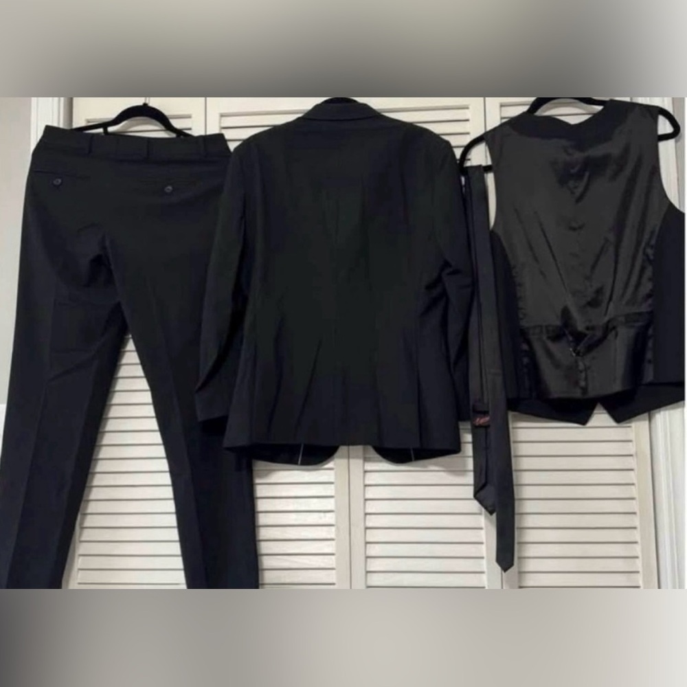 Men's Suit Set - Picture 6 of 6